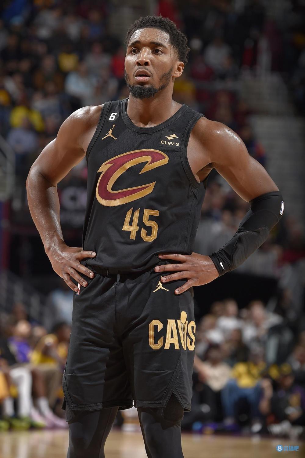 观察人气闭 观察人气闭