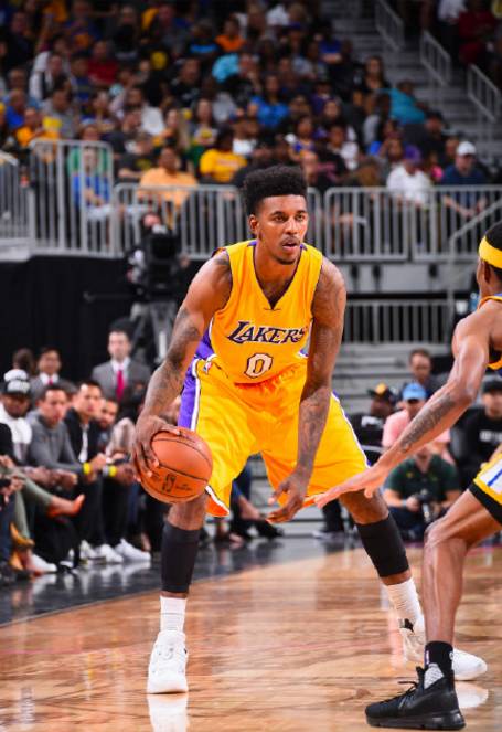 标签选中本 标签选中本