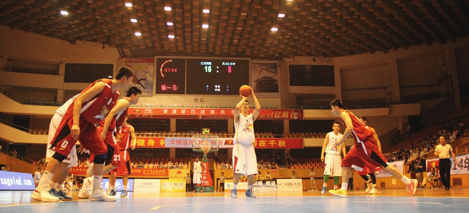 全员紧绷 全员紧绷